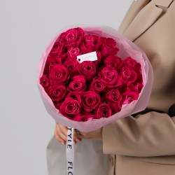 yarkij buket malinovye 25 roz 3